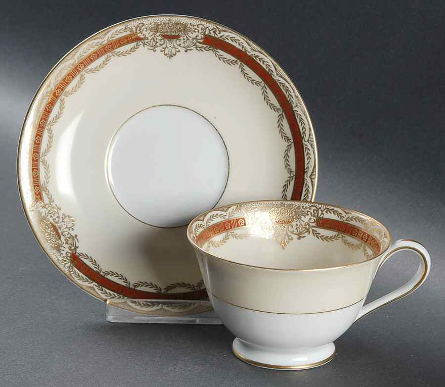 Prunella Footed Cup & Saucer Set by Noritake-1
