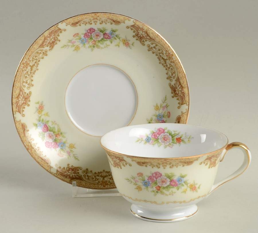 N216 Footed Cup & Saucer Set by Noritake-1