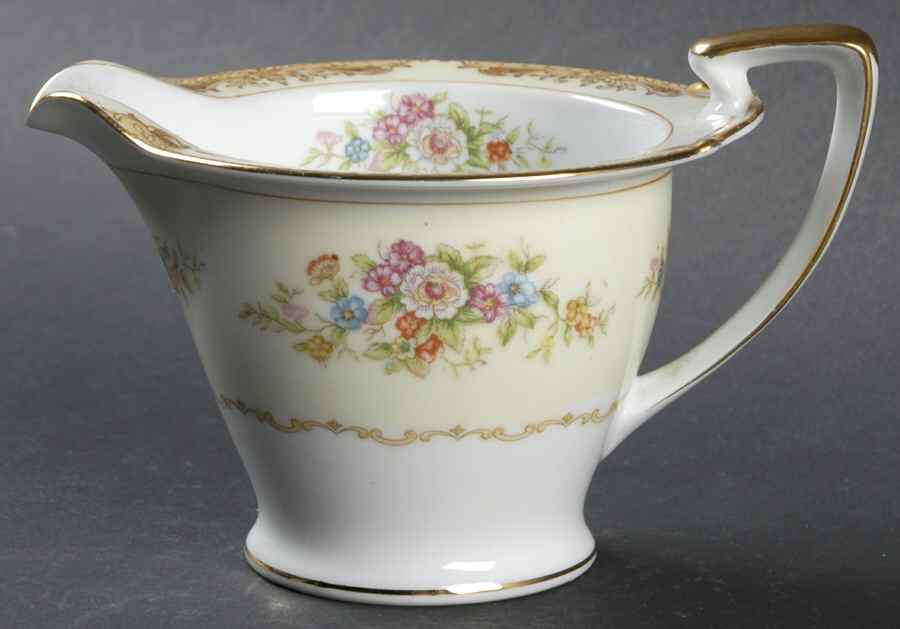 N216 Creamer by Noritake-1