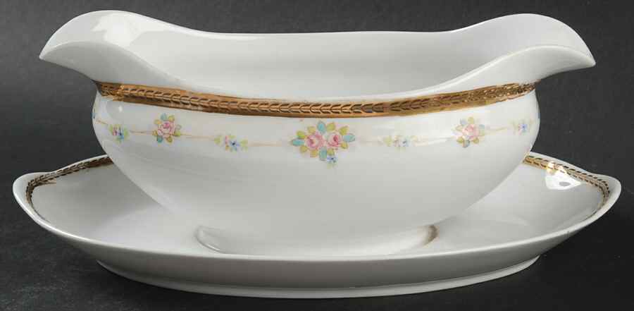 N224 Gravy Boat with Attached Underplate by Noritake-1