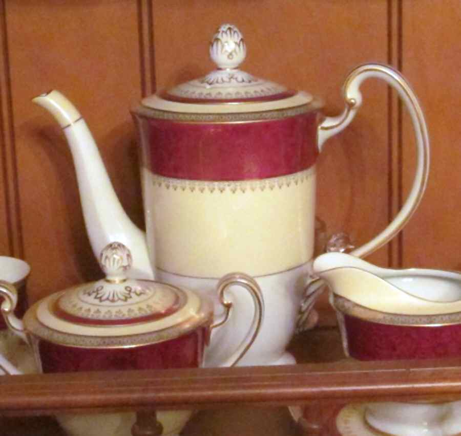 N226 Coffee Pot & Lid by Noritake-1