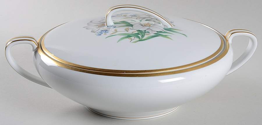 N237 Round Covered Vegetable by Noritake-1