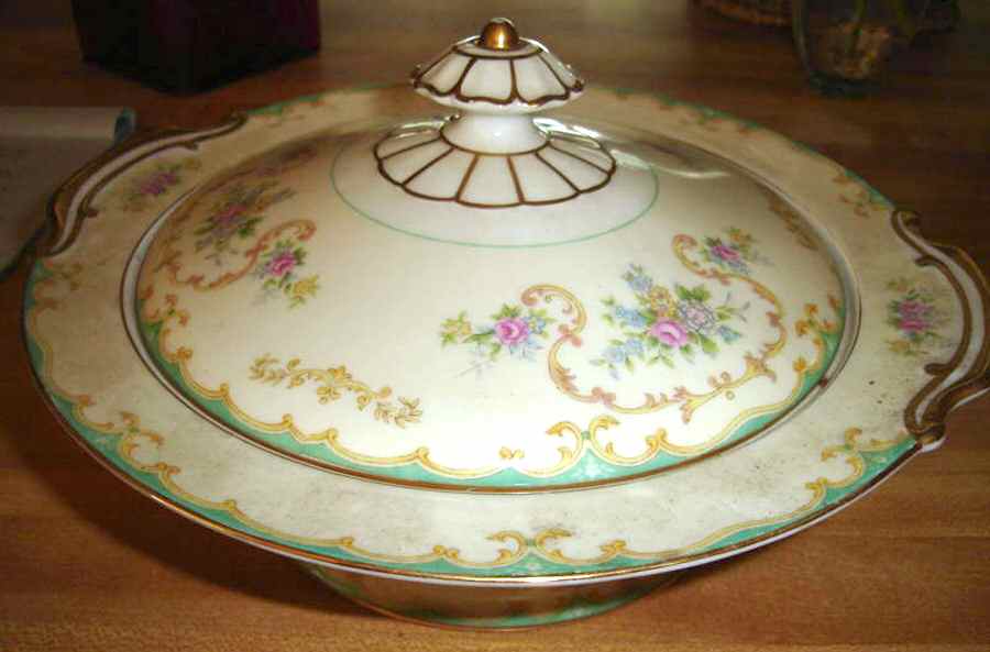 N238 Round Covered Vegetable by Noritake-1