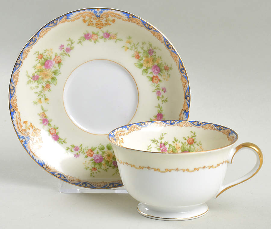 N253 Footed Cup & Saucer Set by Noritake-1