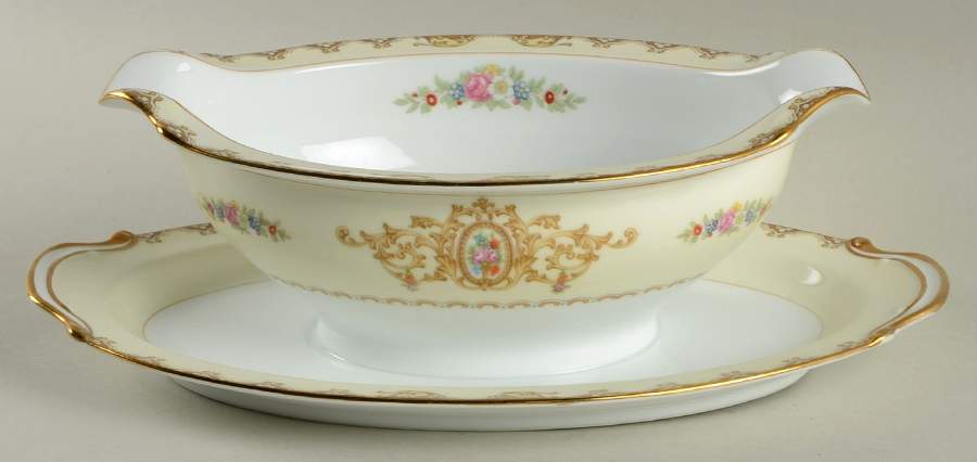 N257 Gravy Boat with Attached Underplate by Noritake-1
