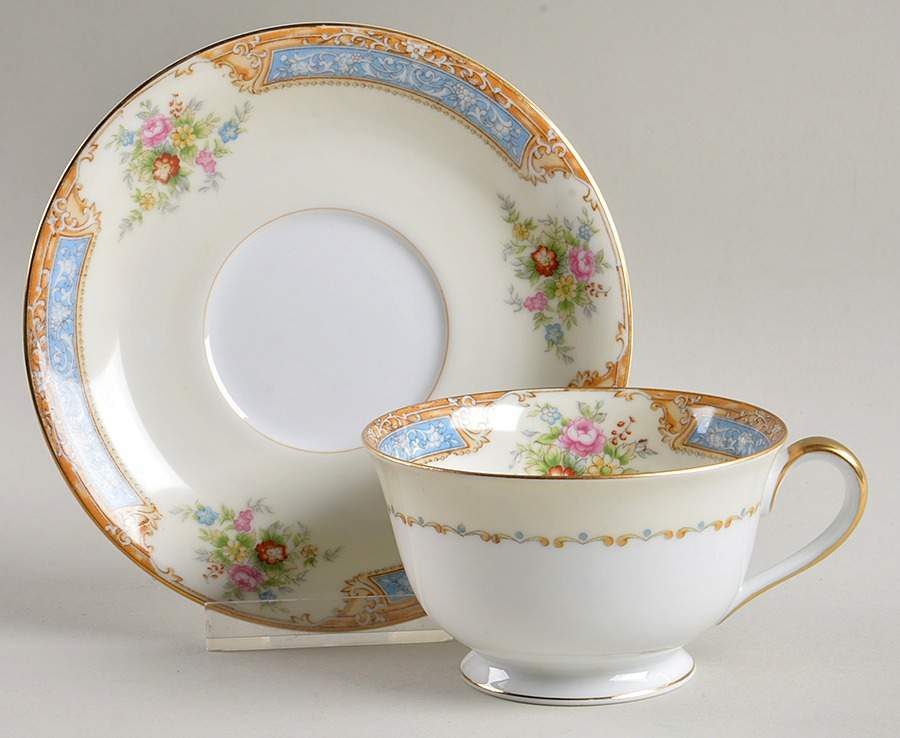 N273 Footed Cup & Saucer Set by Noritake-1