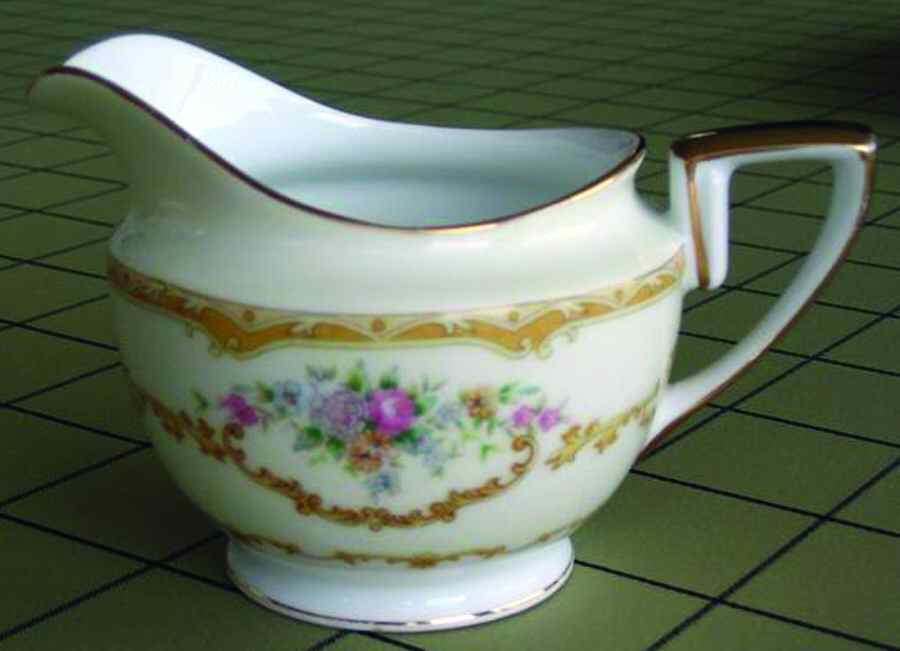 N293 Creamer by Noritake-1