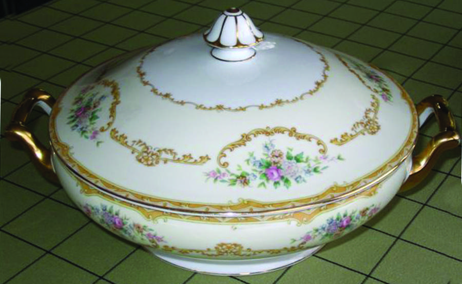 N293 Oval Covered Vegetable by Noritake-1