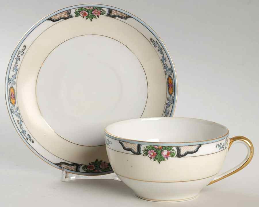 N302 Flat Cup & Saucer Set by Noritake-1