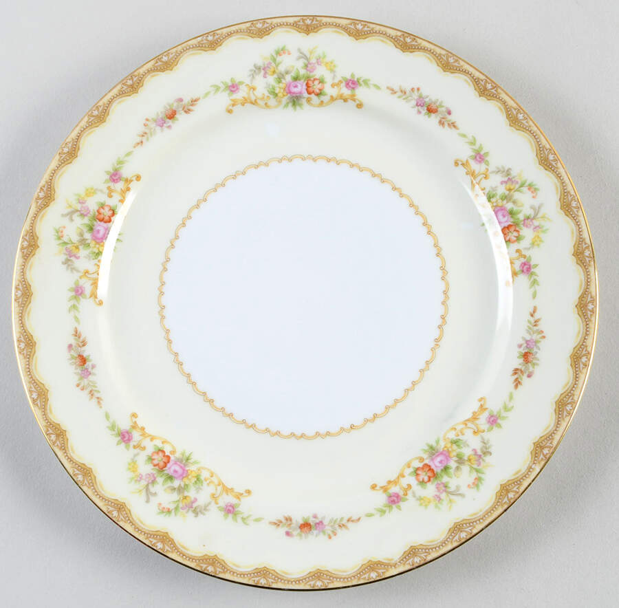 N307 Dinner Plate by Noritake-1