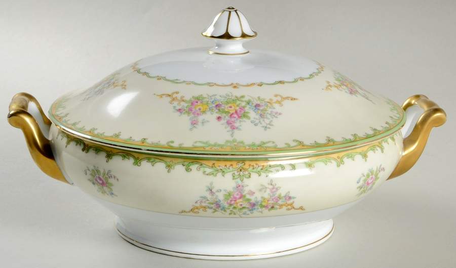 N310 Round Covered Vegetable by Noritake-1