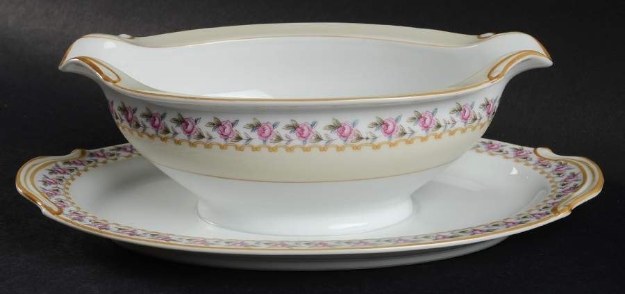 N315 Gravy Boat with Attached Underplate by Noritake-1