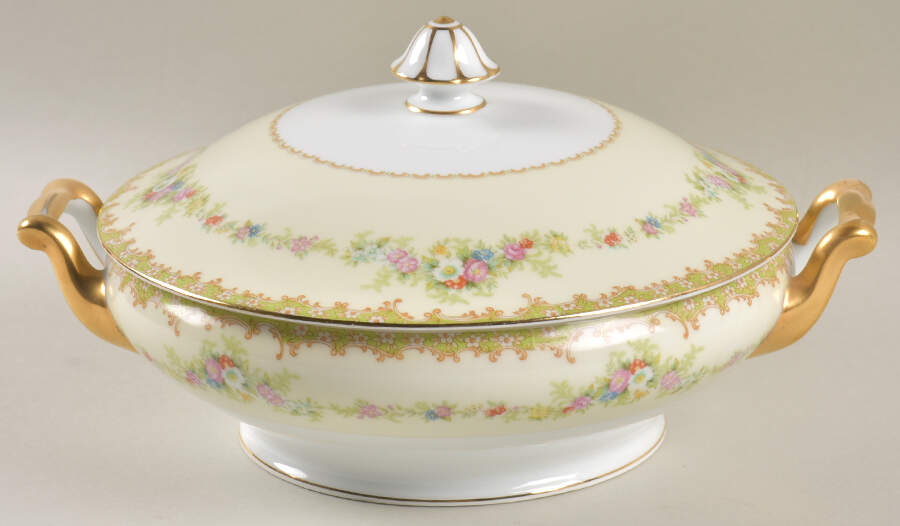 N33 Round Covered Vegetable by Noritake-1