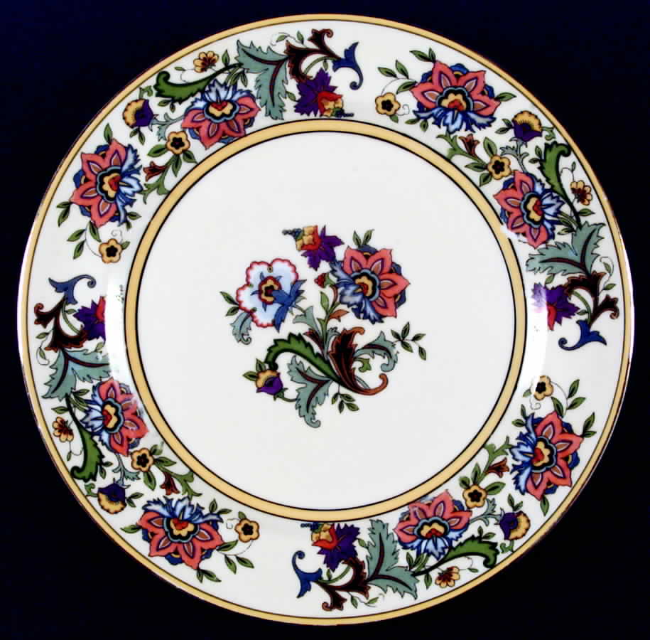 N332 Dinner Plate by Noritake-1