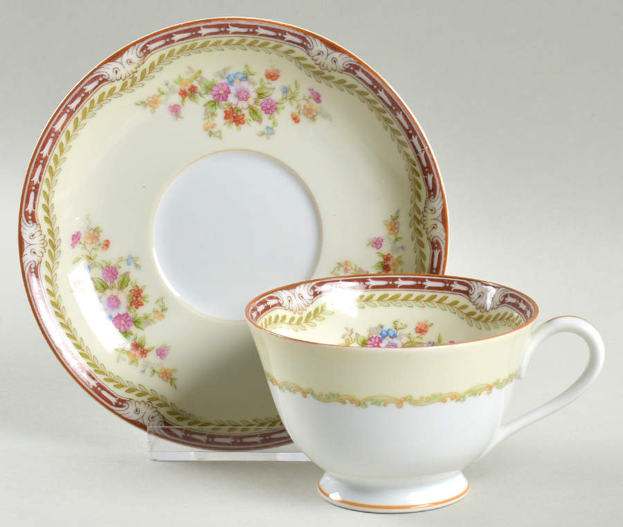 N346 Footed Cup & Saucer Set by Noritake-1