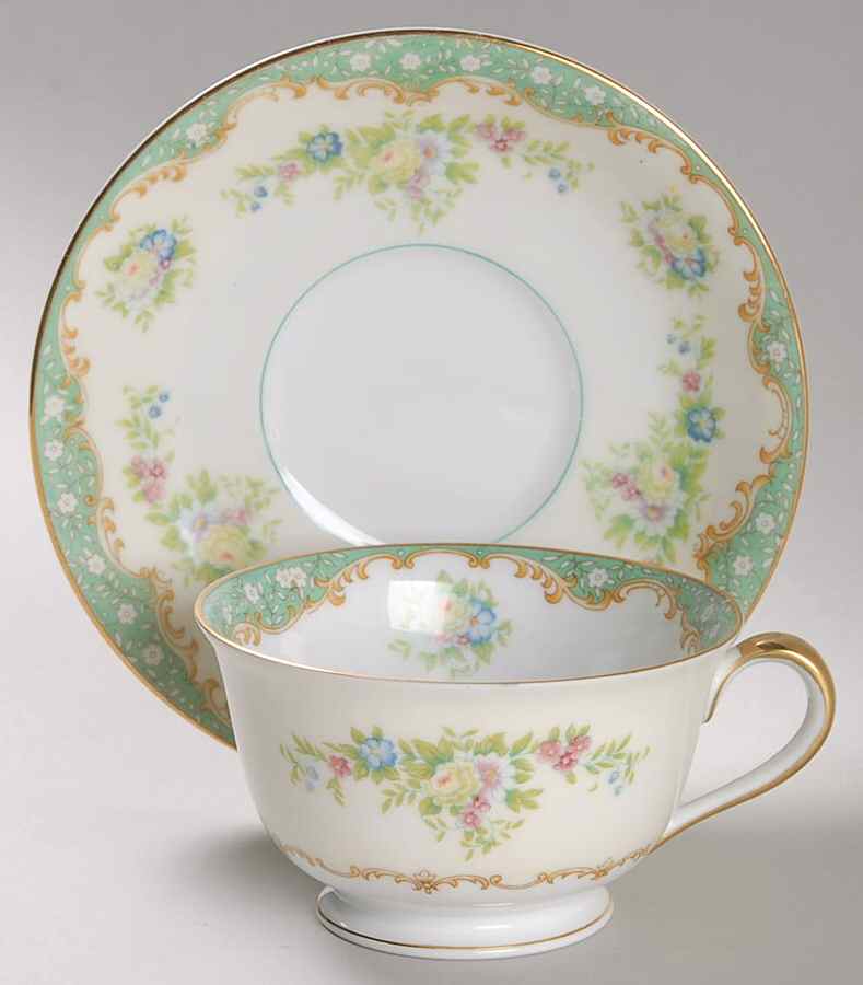 N35 Footed Cup & Saucer Set by Noritake-1