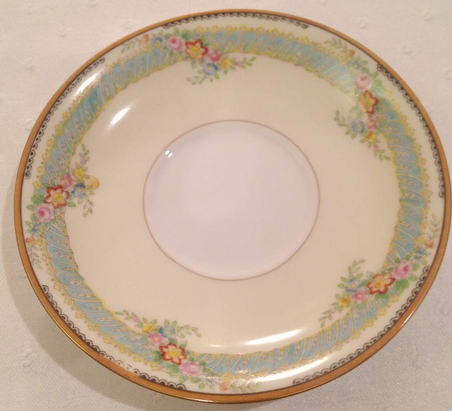 N352 Saucer by Noritake-1
