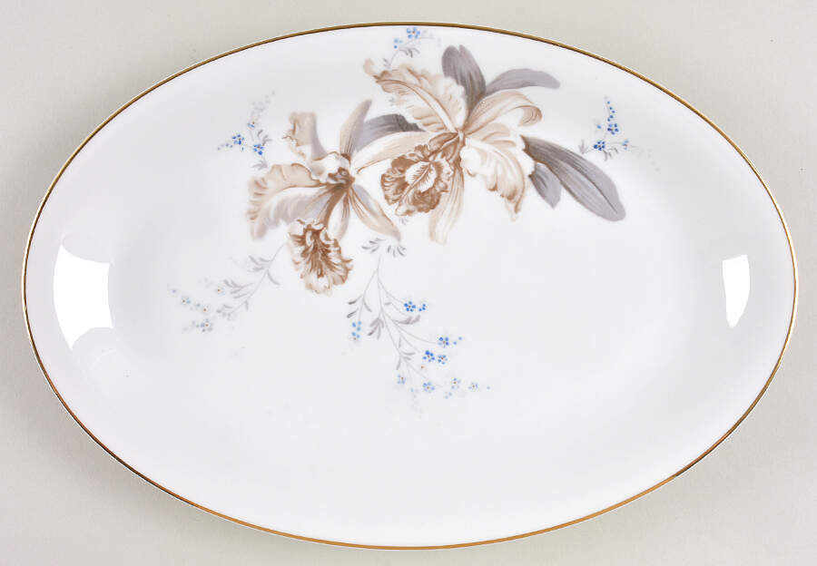 N354 12" Oval Serving Platter by Noritake-1