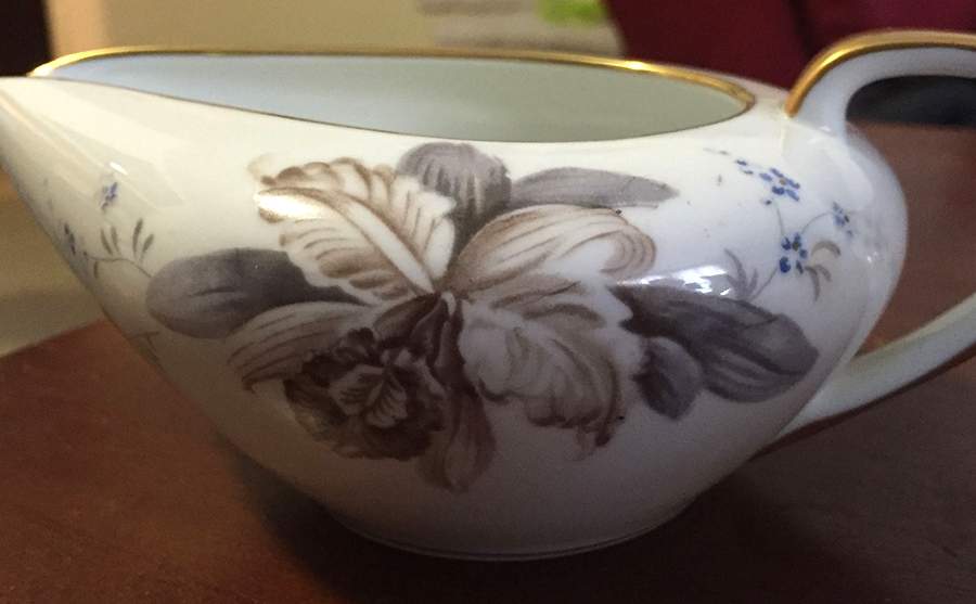 N354 Gravy Boat by Noritake-1