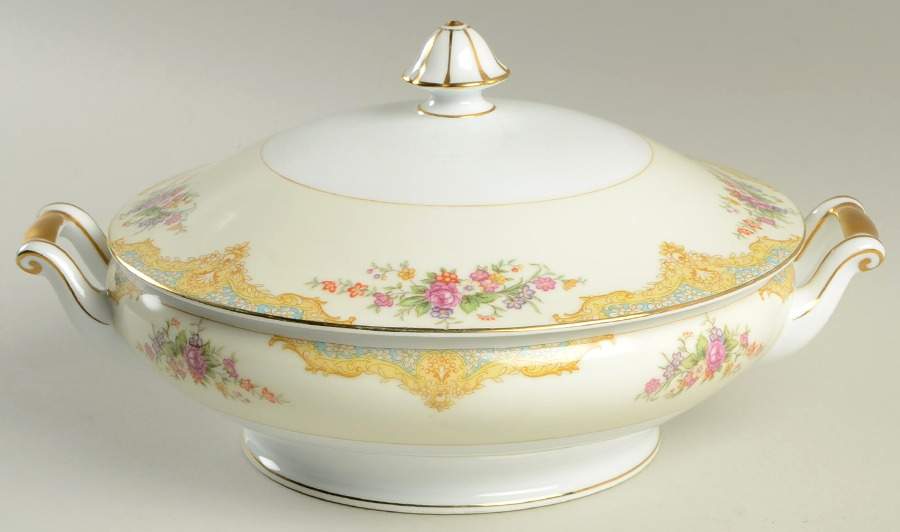 Mystery #207b Round Covered Vegetable by Noritake-1