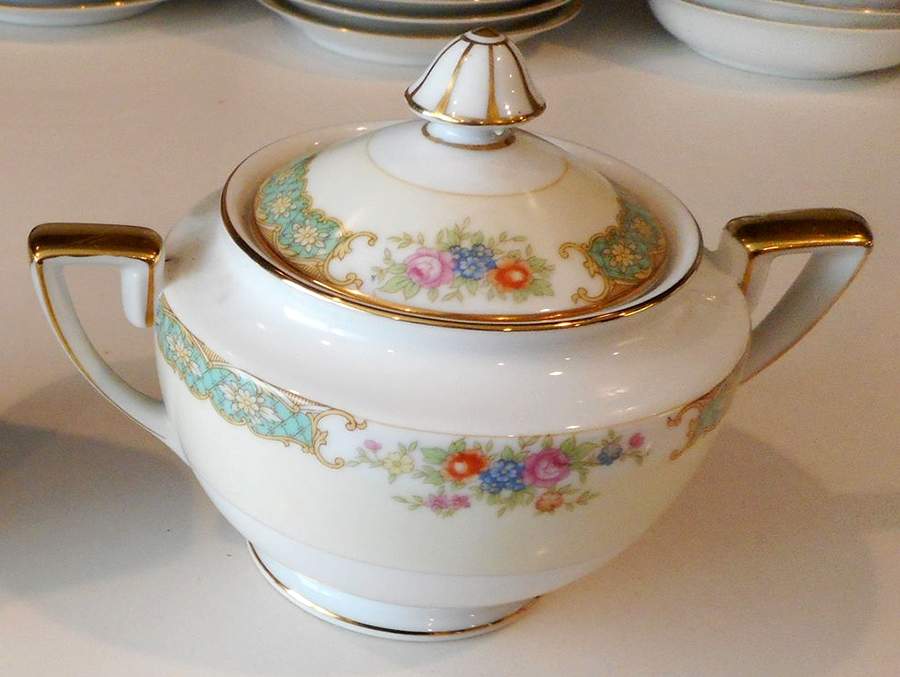 N362 Sugar Bowl & Lid by Noritake-1
