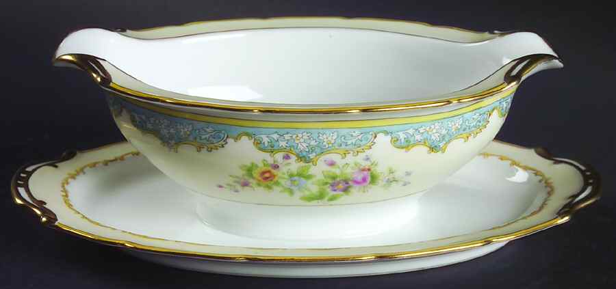 N37 Gravy Boat with Attached Underplate by Noritake-1