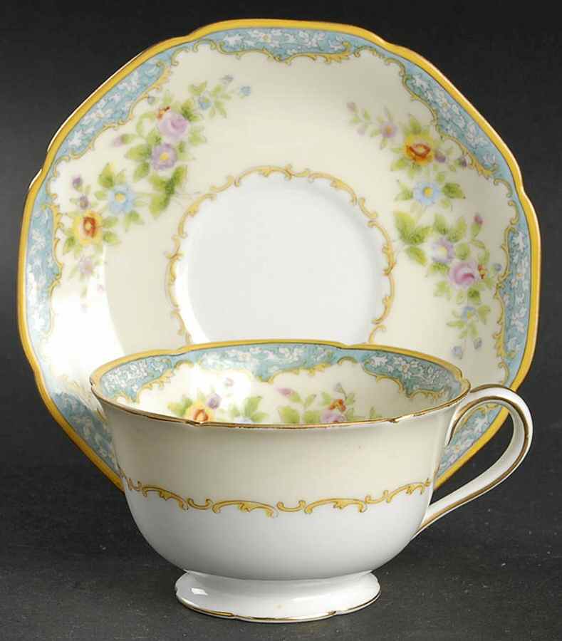 N37 Footed Cup & Saucer Set by Noritake-1