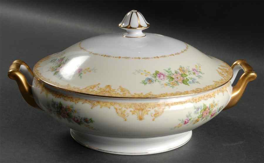 N42 Round Covered Vegetable by Noritake-1