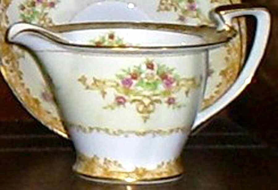 N421 Creamer by Noritake-1