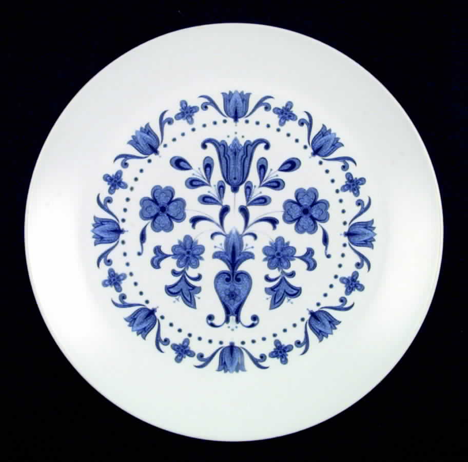 N423 Dinner Plate by Noritake-1