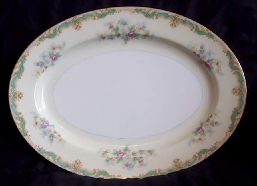 N427 12" Oval Serving Platter by Noritake-1