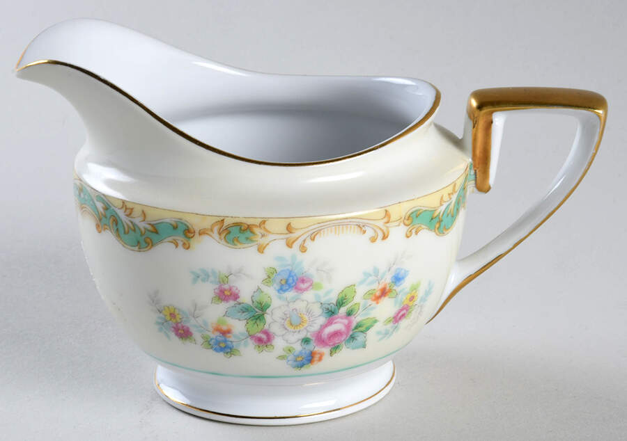 N427 Creamer by Noritake-1