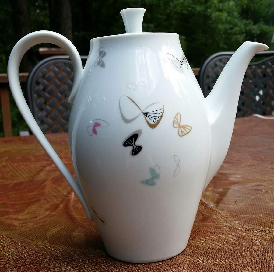 1385 Coffee Pot & Lid by Noritake-1