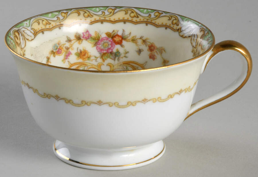 N442 Footed Cup by Noritake-1