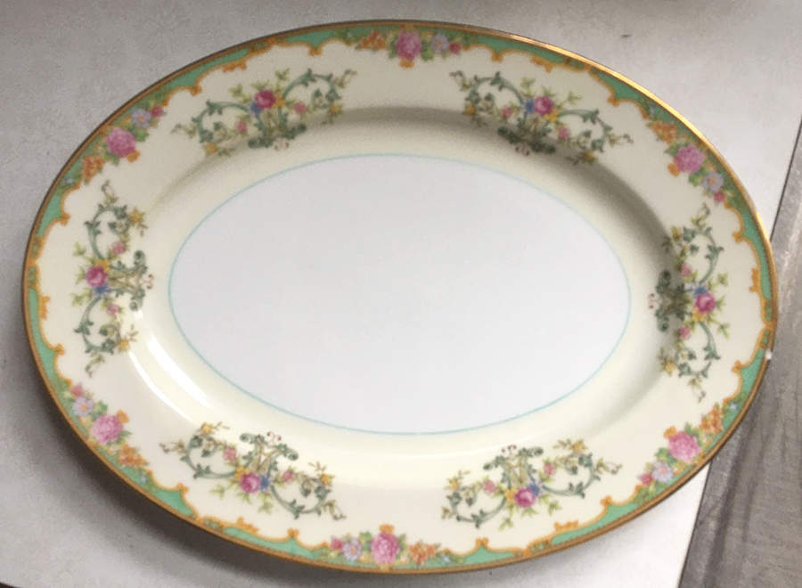 N454 11" Oval Serving Platter by Noritake-1