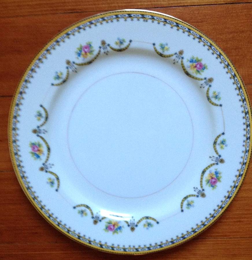 N456 Dinner Plate by Noritake-1