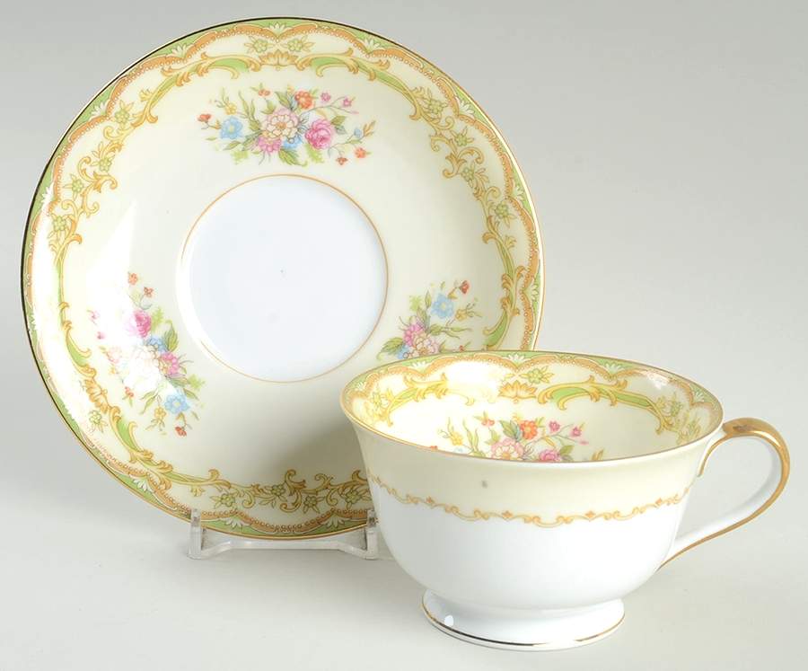 N46 Footed Cup & Saucer Set by Noritake-1