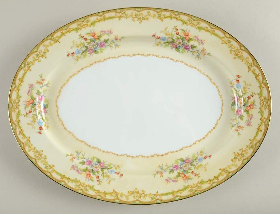 N46 13" Oval Serving Platter by Noritake-1