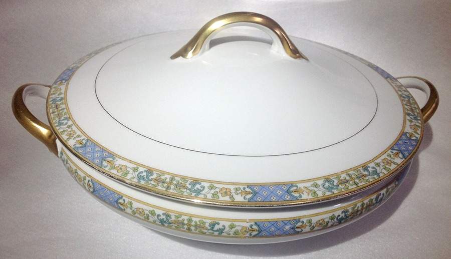 N462 Round Covered Vegetable by Noritake-1