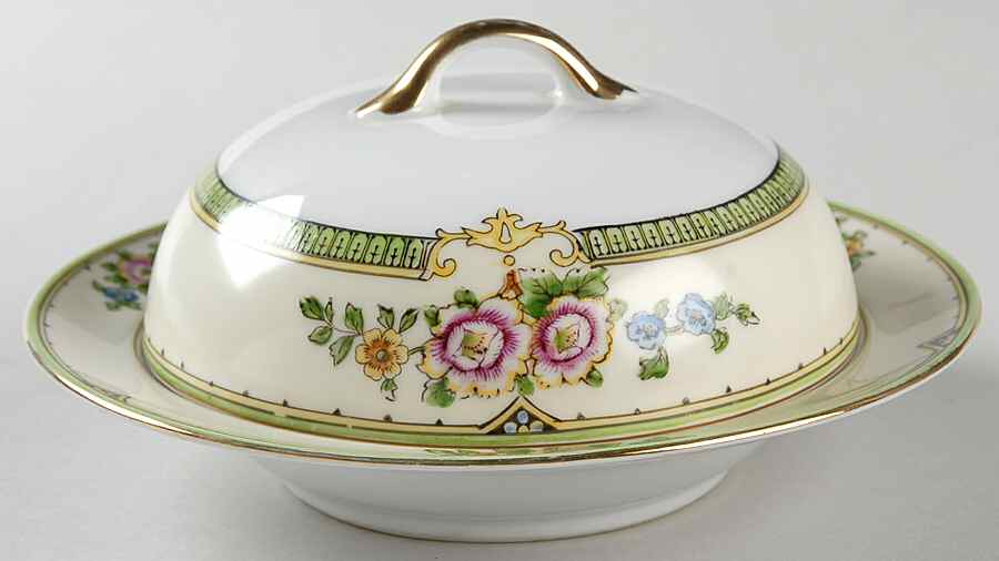 N469 Round Covered Butter by Noritake-1
