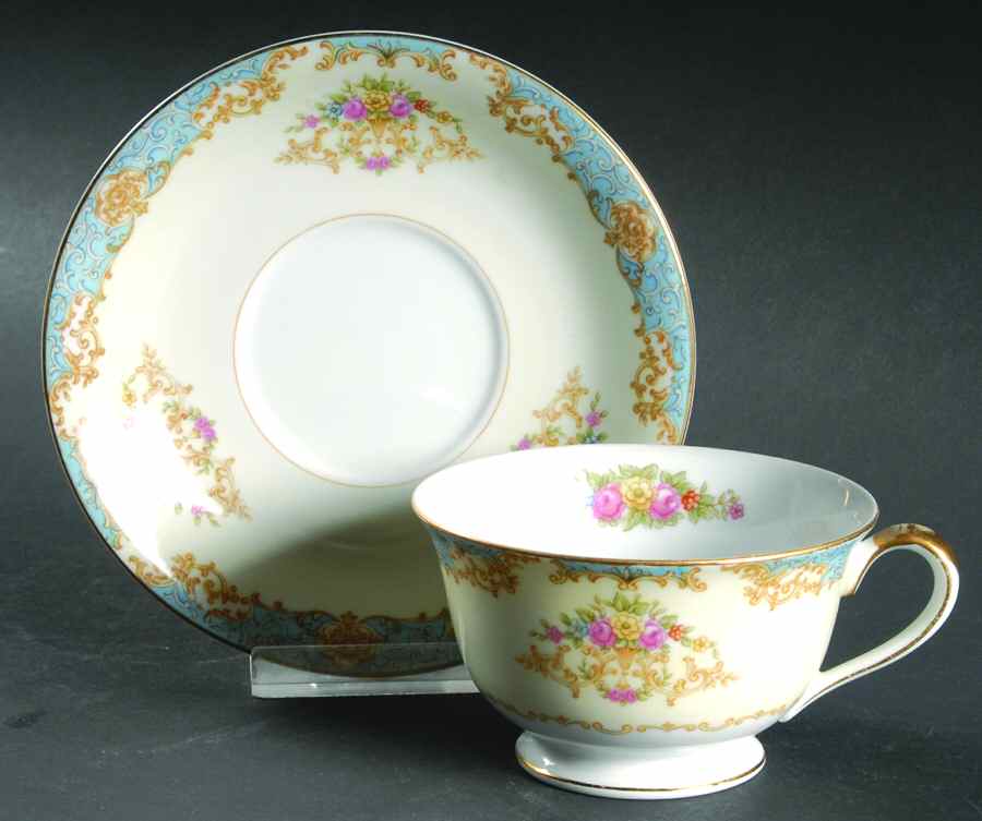 N47 Footed Cup & Saucer Set by Noritake-1