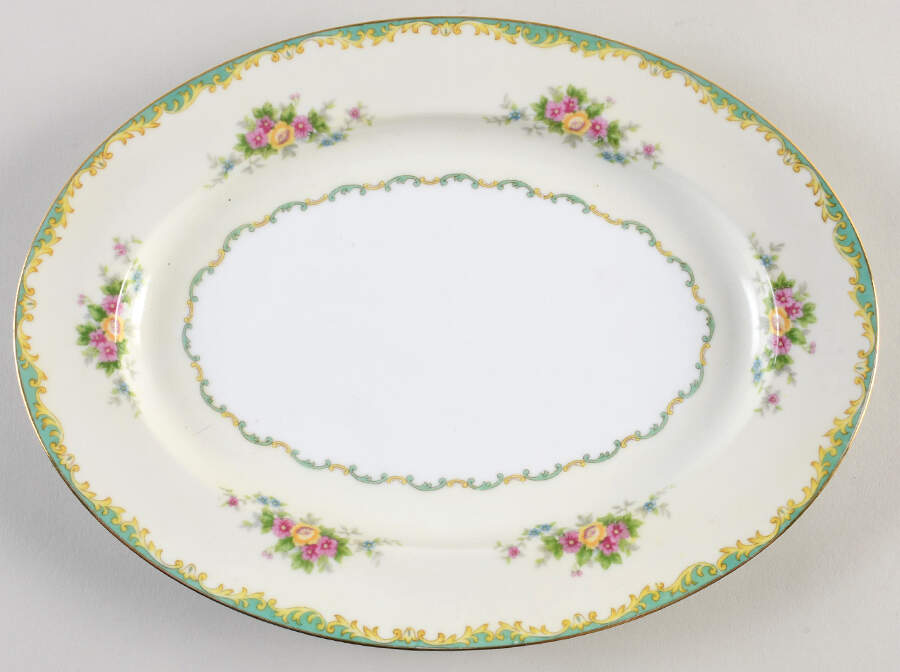 N472 11" Oval Serving Platter by Noritake-1