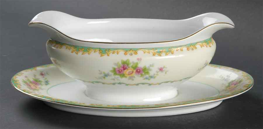 N472 Gravy Boat with Attached Underplate by Noritake-1