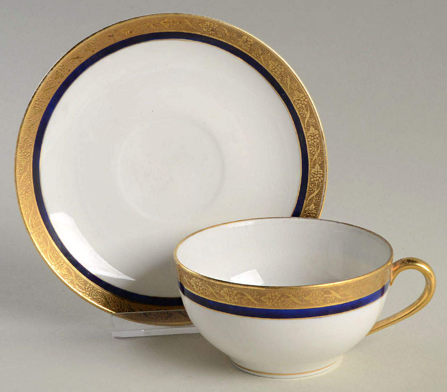 N473 Flat Cup & Saucer Set by Noritake-1