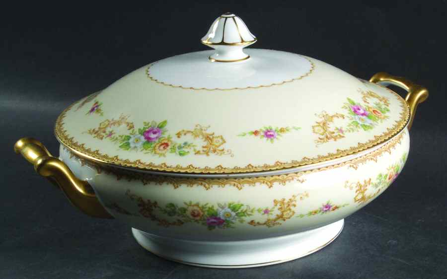 N476 Round Covered Vegetable by Noritake-1
