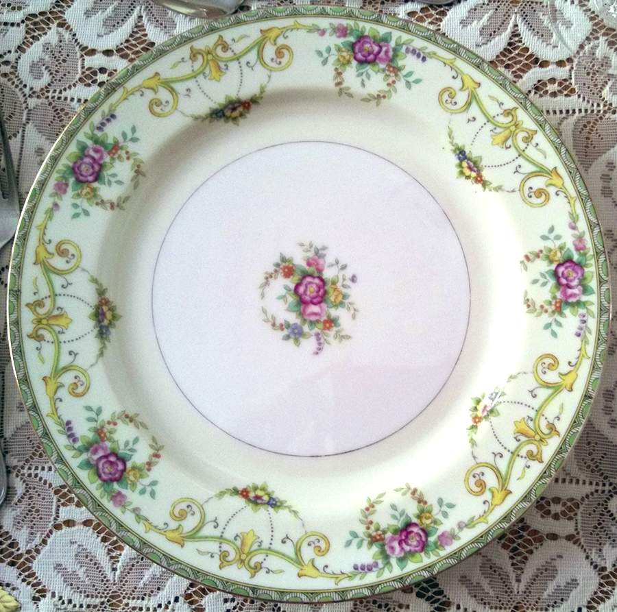 N488 Dinner Plate by Noritake-1