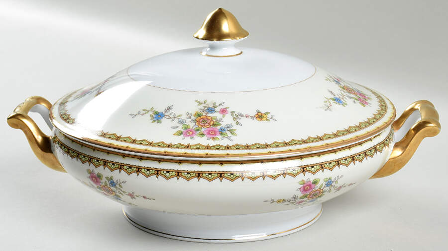 N529 Round Covered Vegetable by Noritake-1