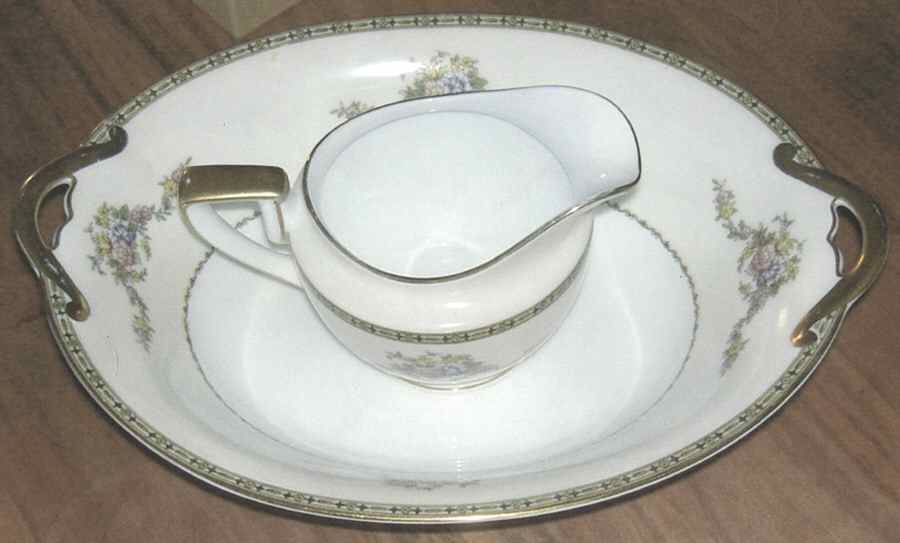 N531 9" Oval Vegetable Bowl by Noritake-1