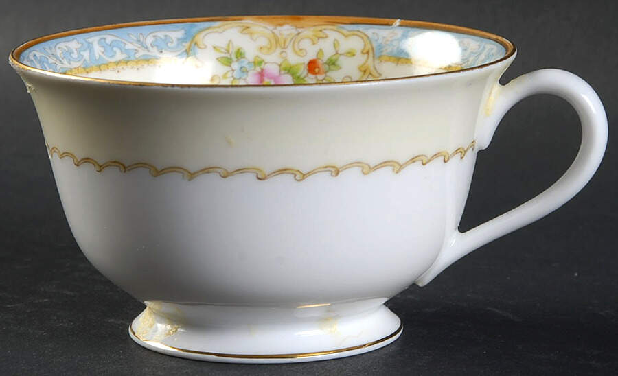 N562 Footed Cup by Noritake-1
