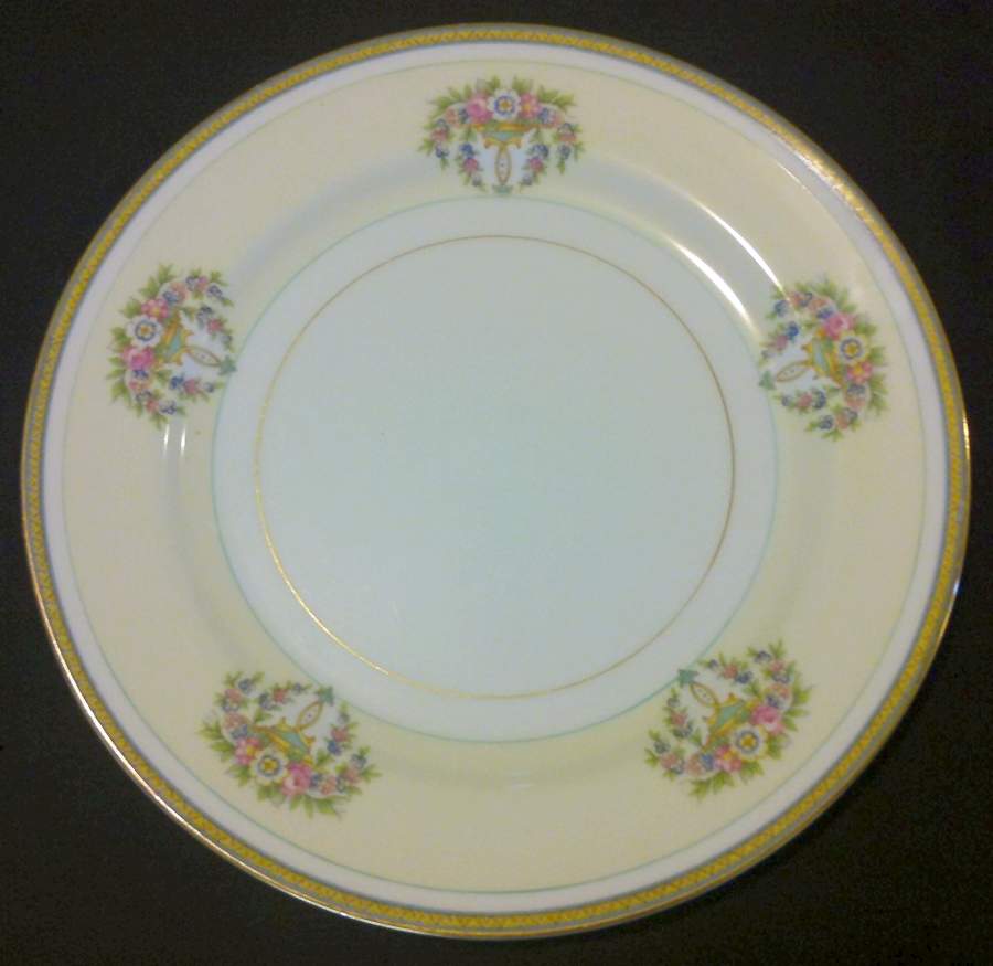 N580 Dinner Plate by Noritake-1